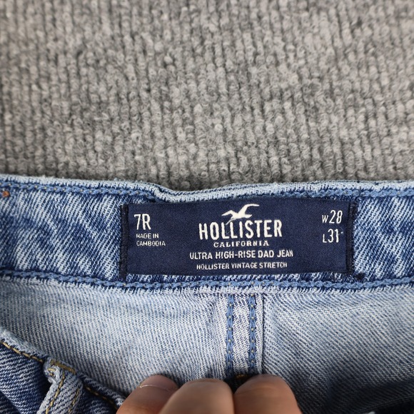 Hollister Jeans Womens 7 Light Wash Ultra High Rise Dad Distressed Ripped Knees - Picture 9 of 16
